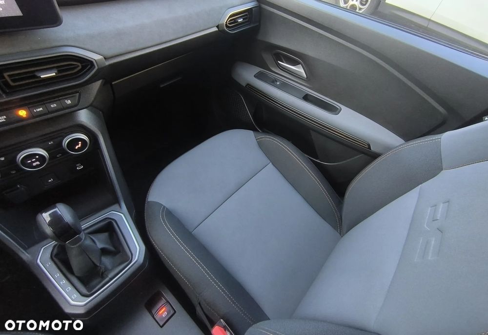 Dacia Jogger 1.6 Full Hybrid 140 Extreme+ MMT 7os - 22