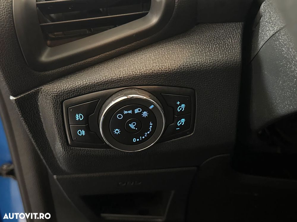 Ford EcoSport - 16