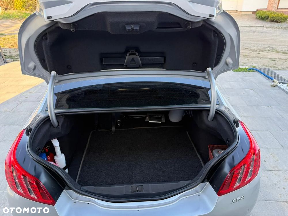 Peugeot 508 1.6 e-HDi Active S&S - 11