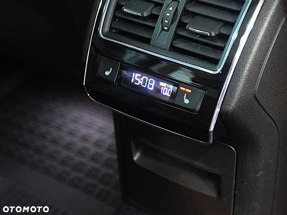 Skoda Superb 1.8 TSI L&K - 10