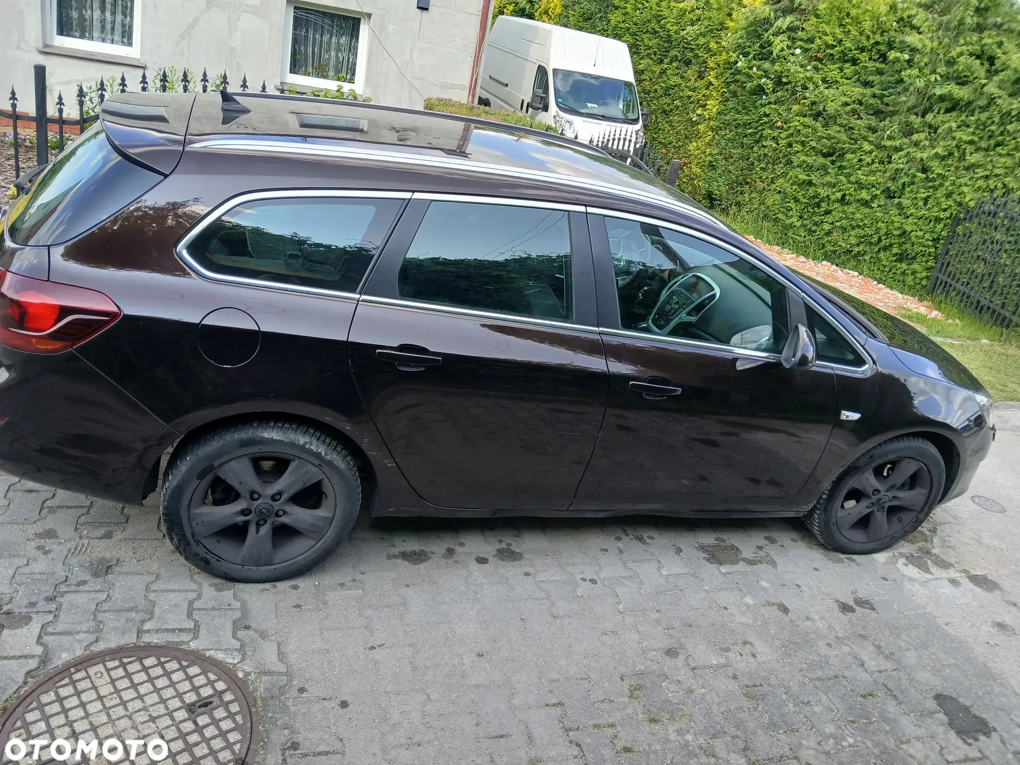 Opel Astra IV 2.0 CDTI Cosmo - 3