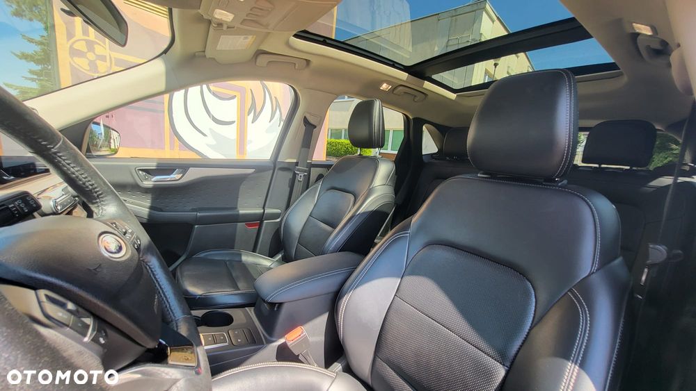 Ford Kuga - 22