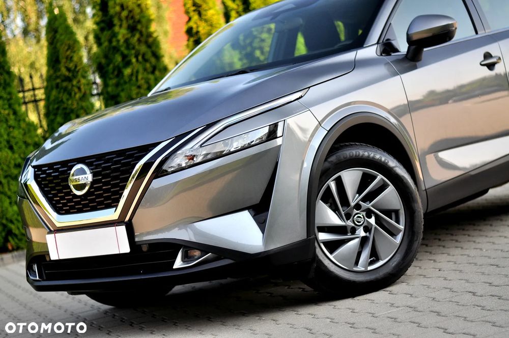 Nissan Qashqai 1.3 DIG-T N-WAY - 3