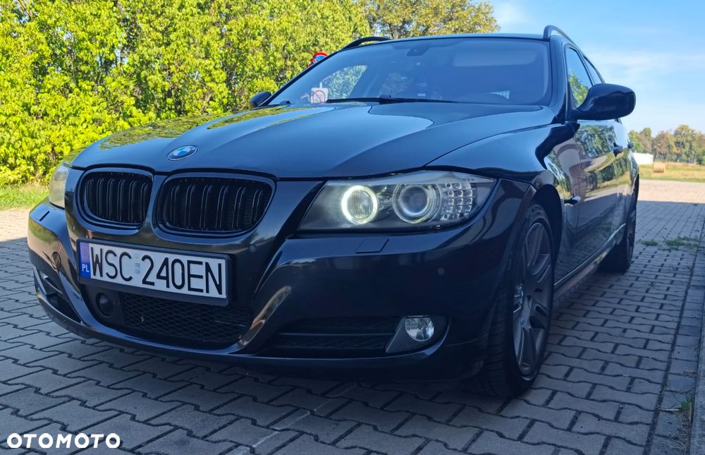 BMW Seria 3 325xi - 2