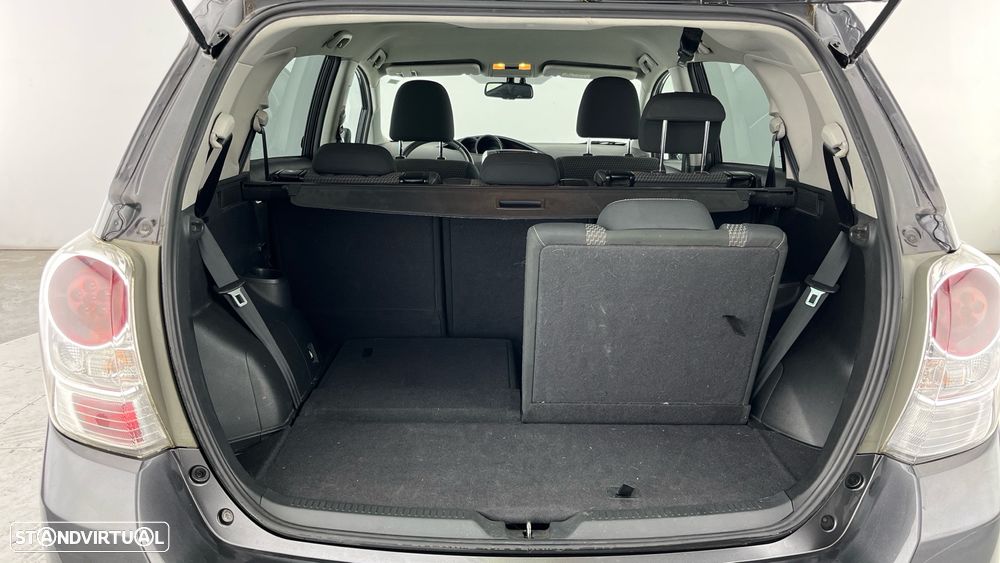 Toyota Verso 1.6 D-4D Comfort+GPS - 9