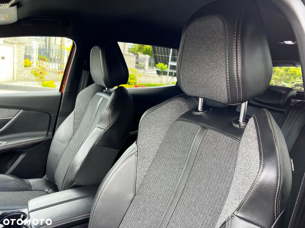 Peugeot 3008 1.5 BlueHDi GT Pack S&S EAT8 - 16