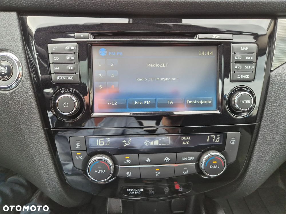 Nissan Qashqai 1.2 DIG-T N-Connecta - 26