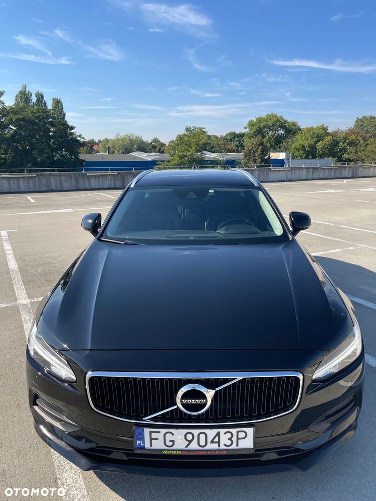 Volvo V90 D4 AWD Momentum Pro - 1