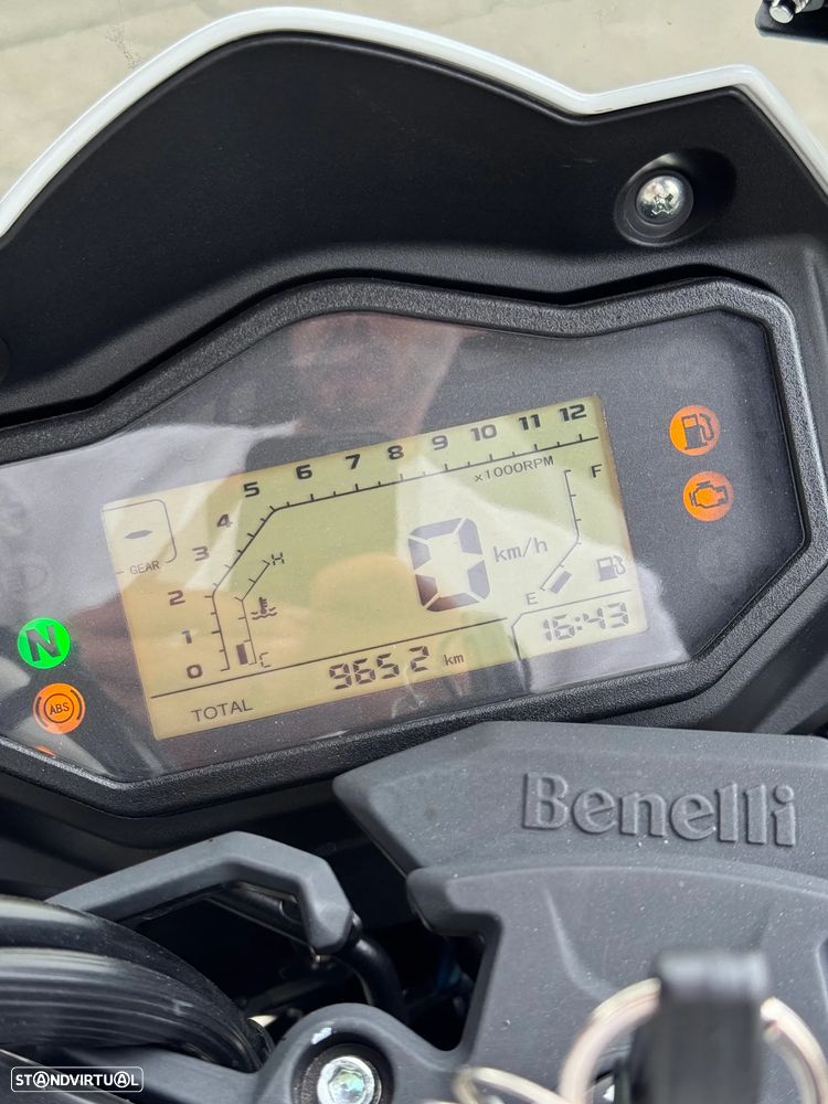 Benelli TRK 251 - 6