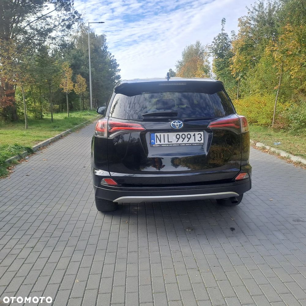 Toyota RAV4 Hybrid Premium 4x4 - 5