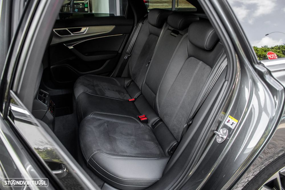 Audi A6 Avant 55 TFSI e quattro S tronic S line - 31