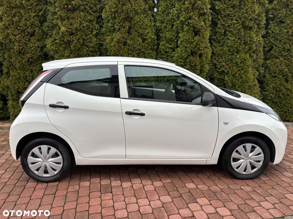 Toyota Aygo 1.0 VVT-i Sprint EU6 - 6