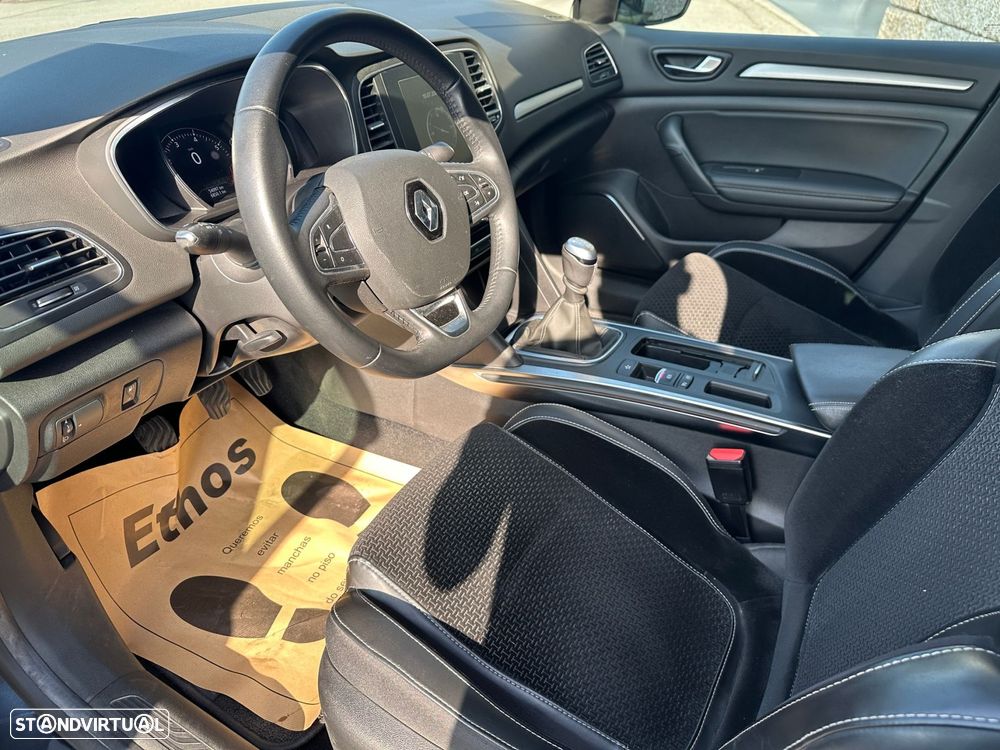 Renault Mégane Grand Coupe 1.3 TCe Executive - 6