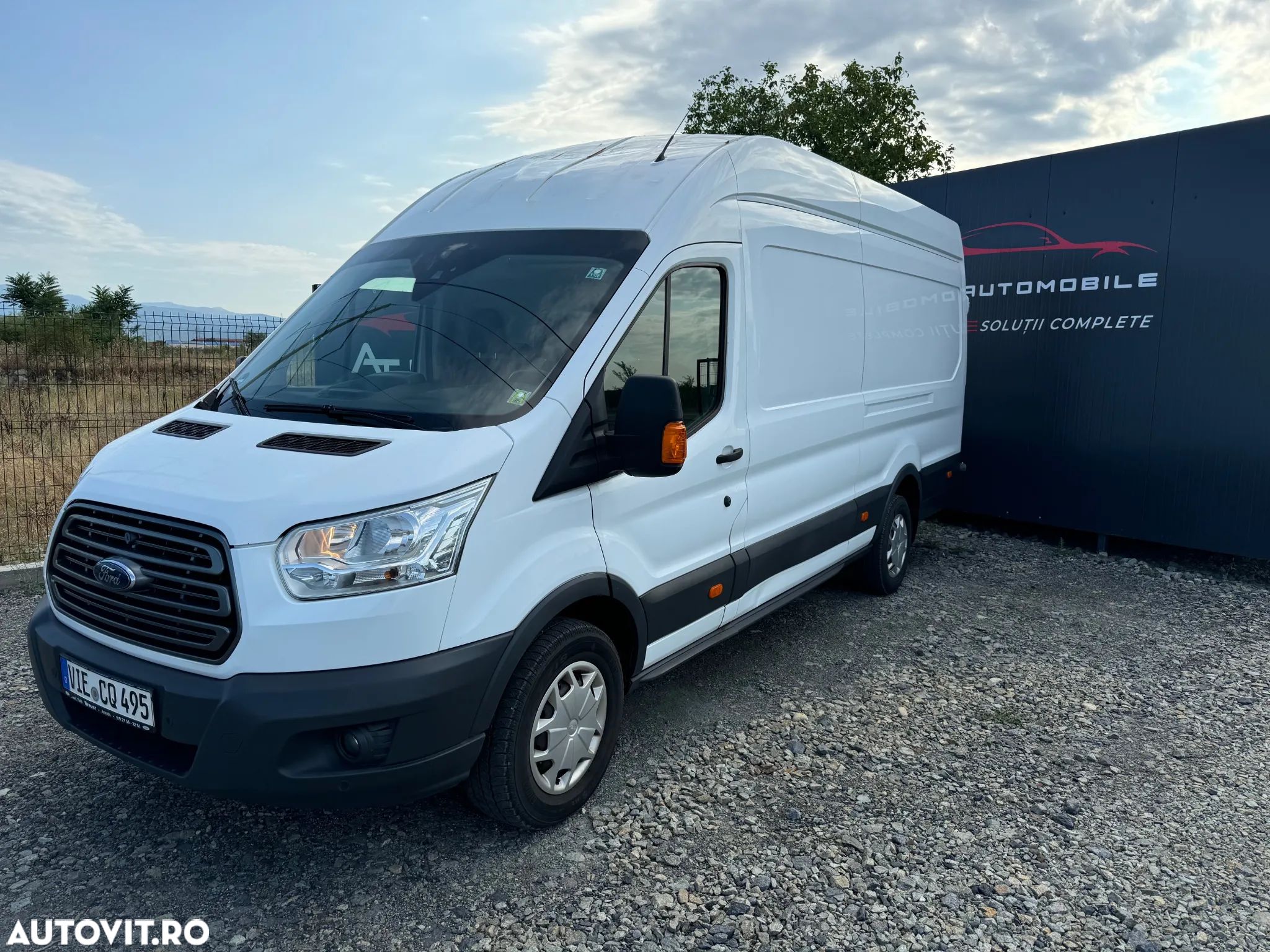 Ford Transit - 1