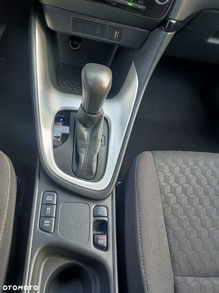 Toyota Yaris Hybrid 1.5 Executive - 9