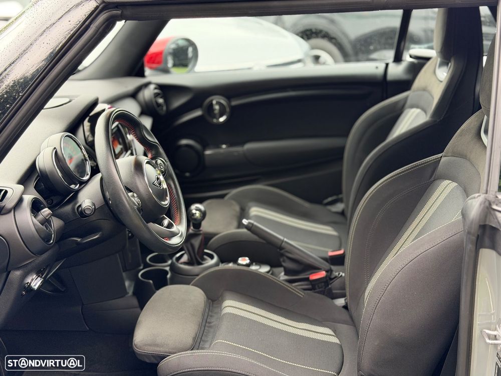 MINI Cabrio One JCW - 16