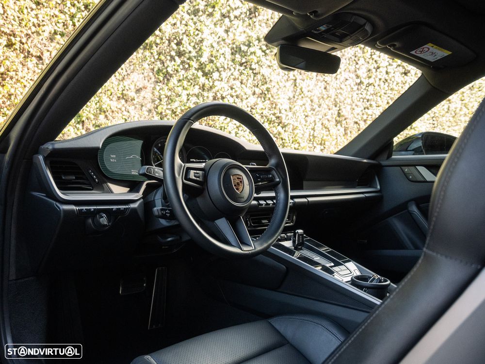 Porsche 911 (992) Carrera S PDK - 24