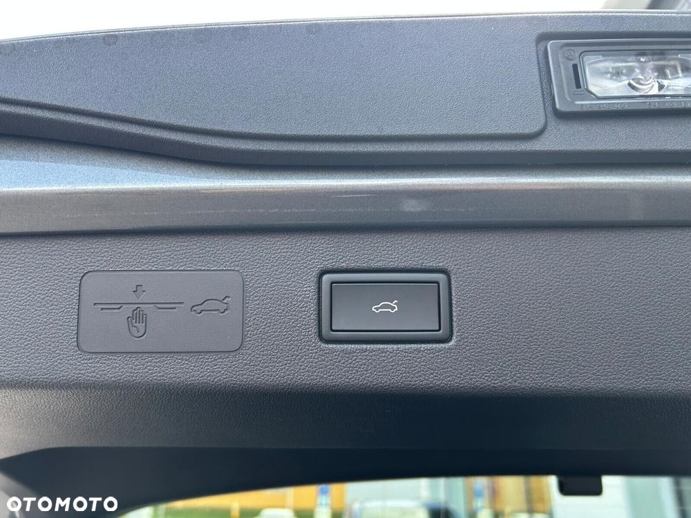 Volkswagen T-Roc - 27