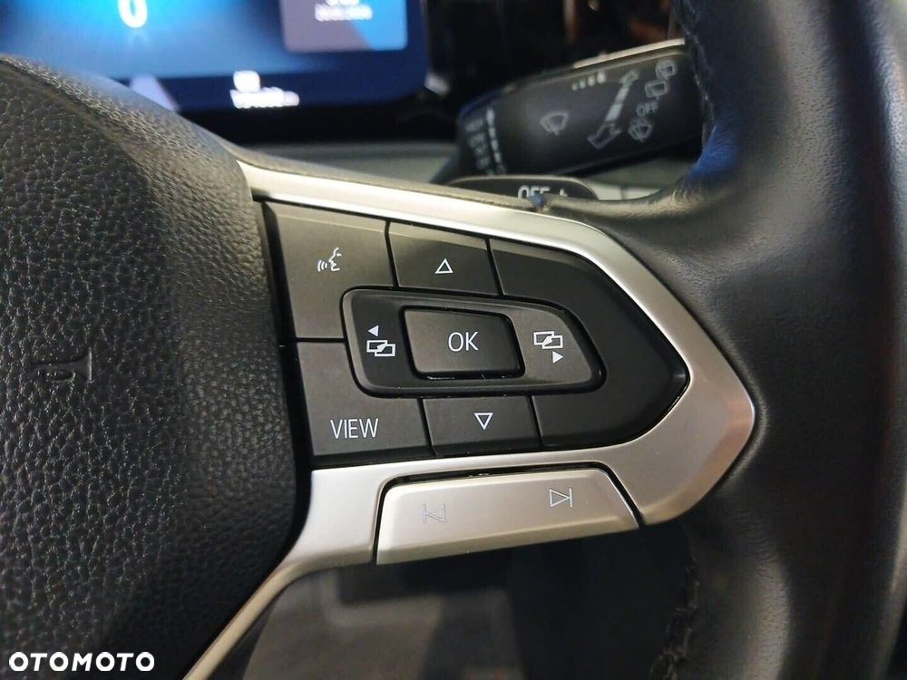 Volkswagen Golf - 24