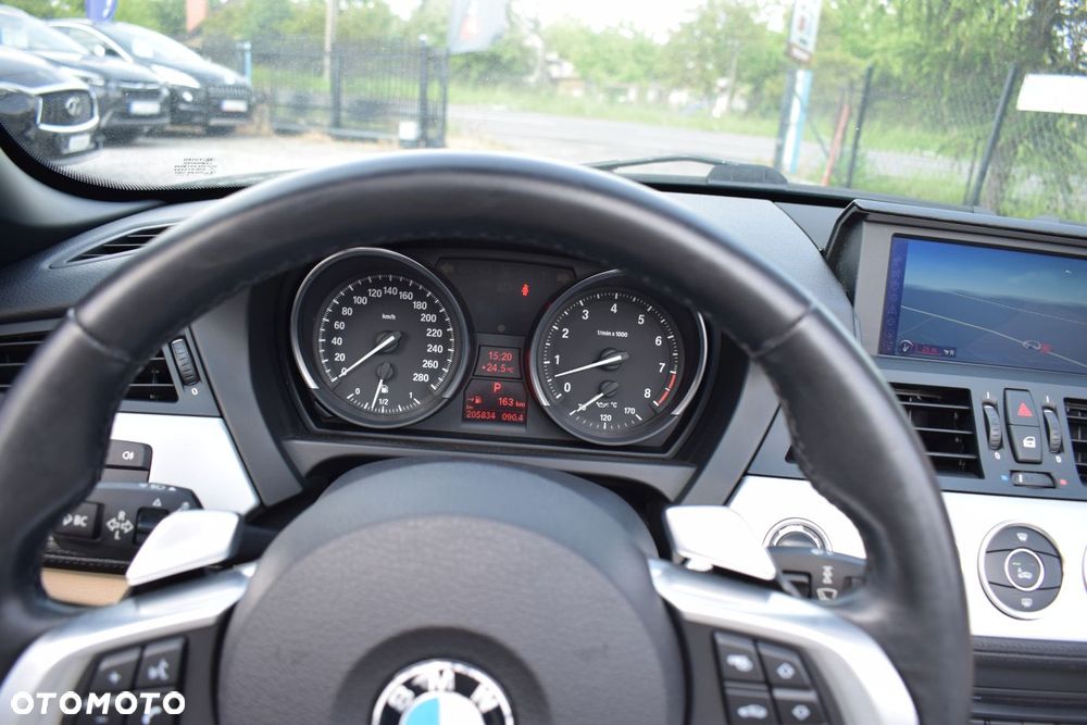 BMW Z4 sDrive23i - 9