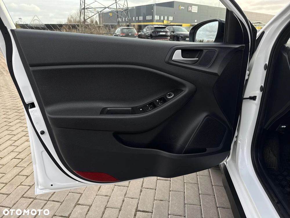 Hyundai i20 - 14