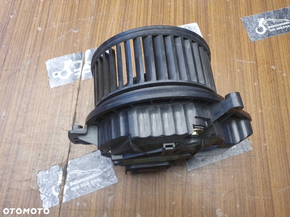 Wentylator Dmuchawa 8E1820021 A B E Nawiewu Nagrzewnicy VALEO EU AUDI A4 B6 B7 - 9