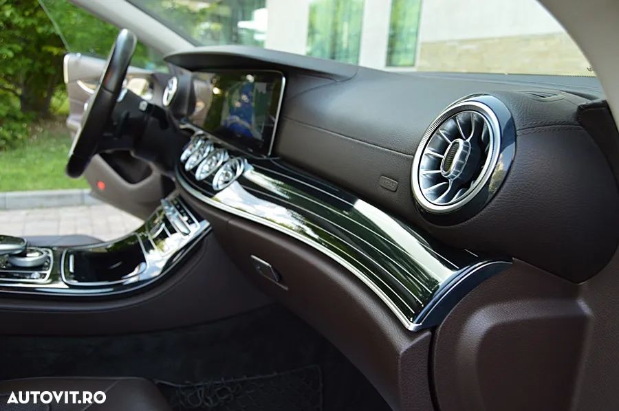 Mercedes-Benz CLS 350 d 4Matic 9G-TRONIC AMG Line - 10