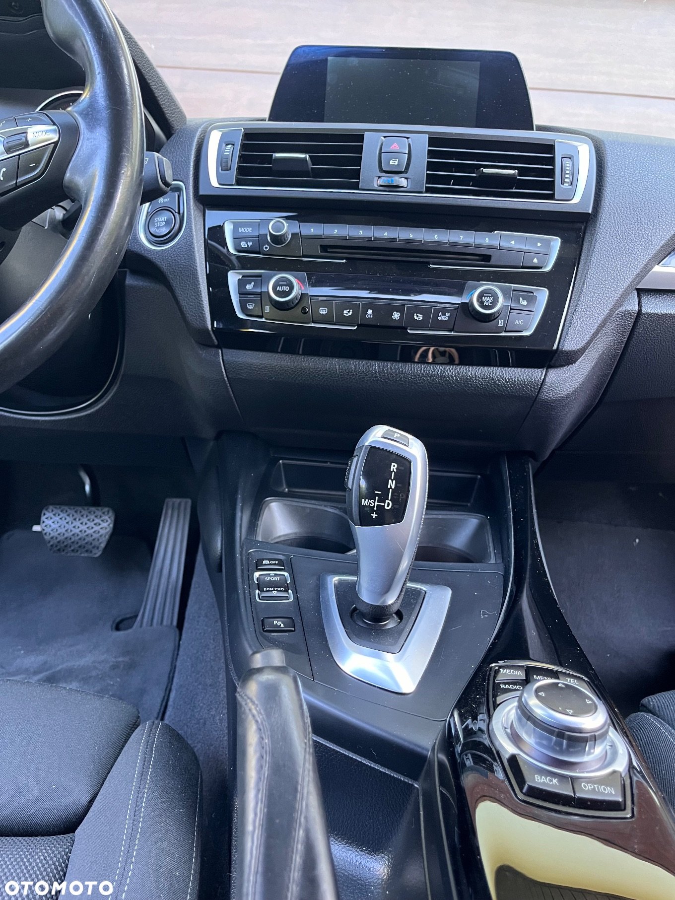 BMW Seria 1 118i Sport Line - 24