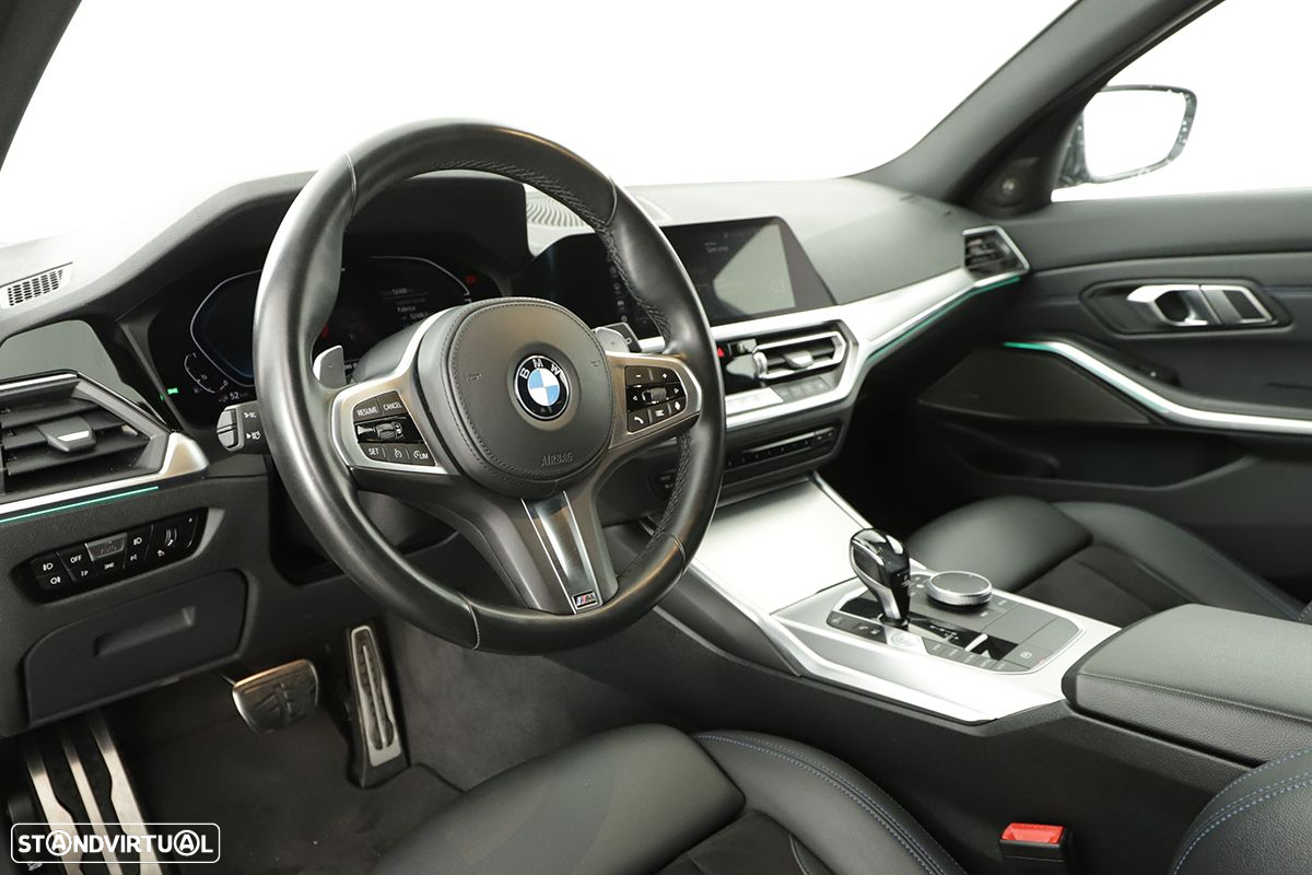BMW 330 e Touring Pack M Auto - 9