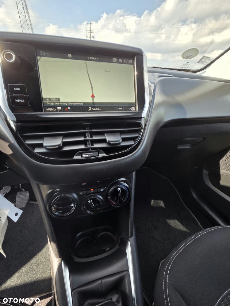 Peugeot 208 1.6 BlueHDi Active - 23