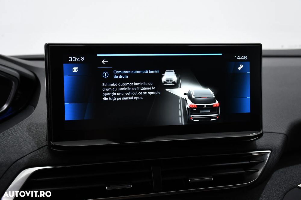 Peugeot 3008 1.2 PureTech S&S EAT8 Allure - 23