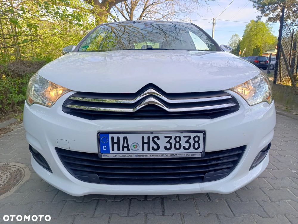 Citroën C4 e-HDi 115 Selection - 3