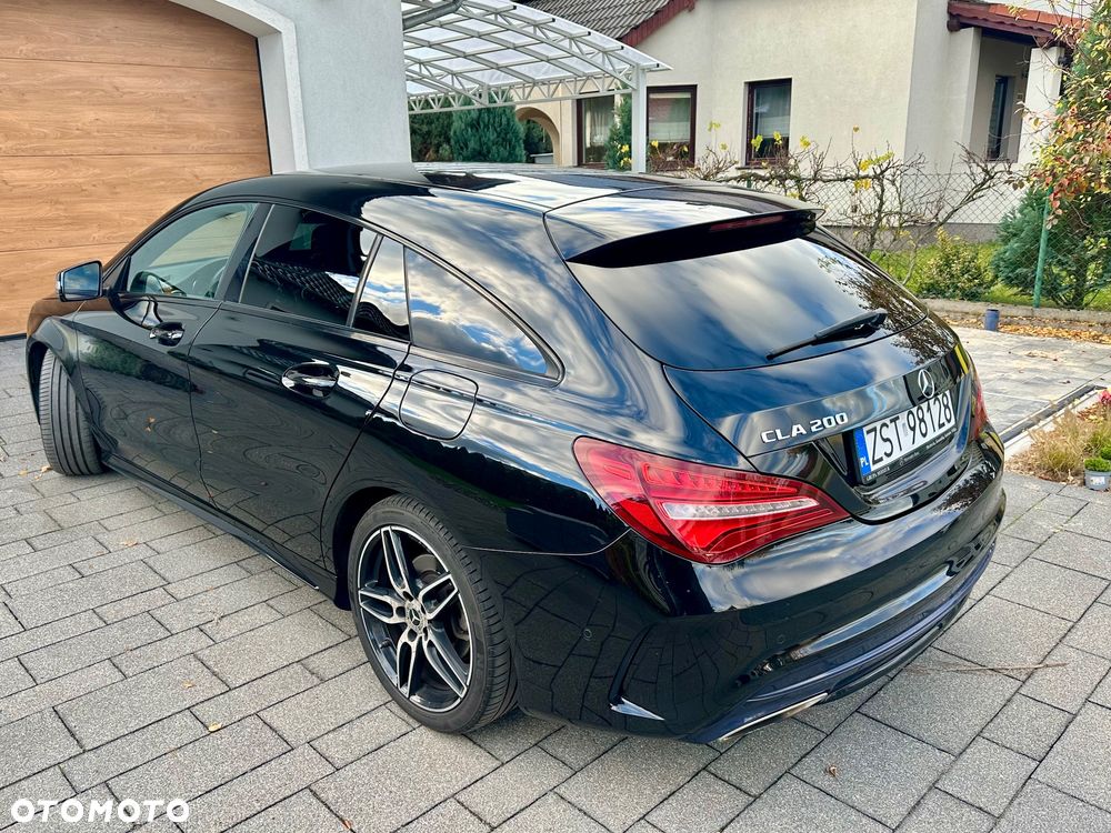 Mercedes-Benz CLA 200 7G-DCT - 5