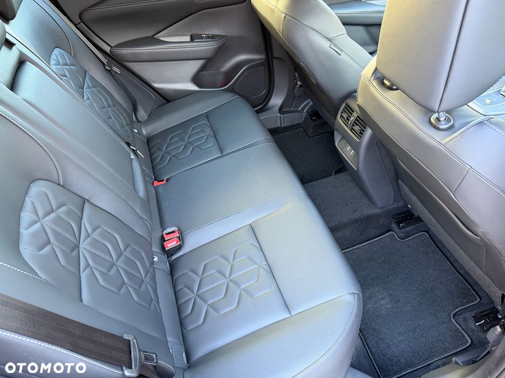 Nissan Qashqai 1.3 DIG-T MHEV Xtronic Tekna - 19