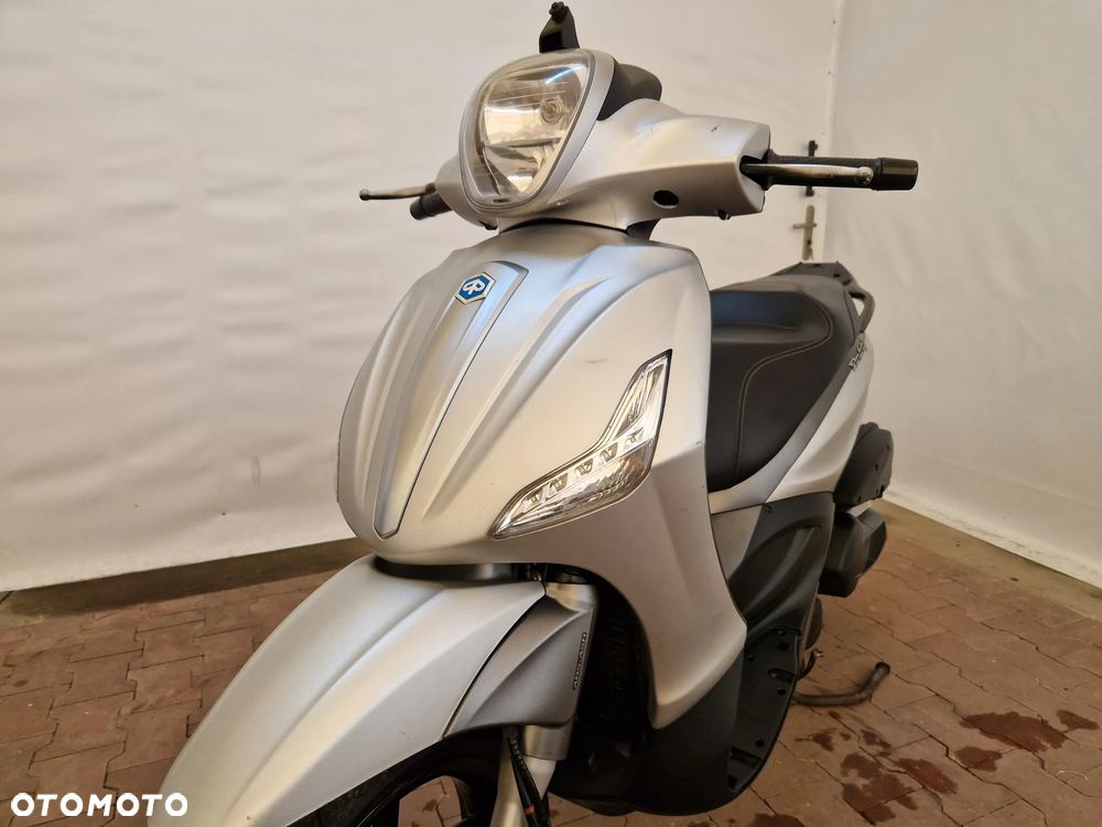Piaggio Beverly - 15