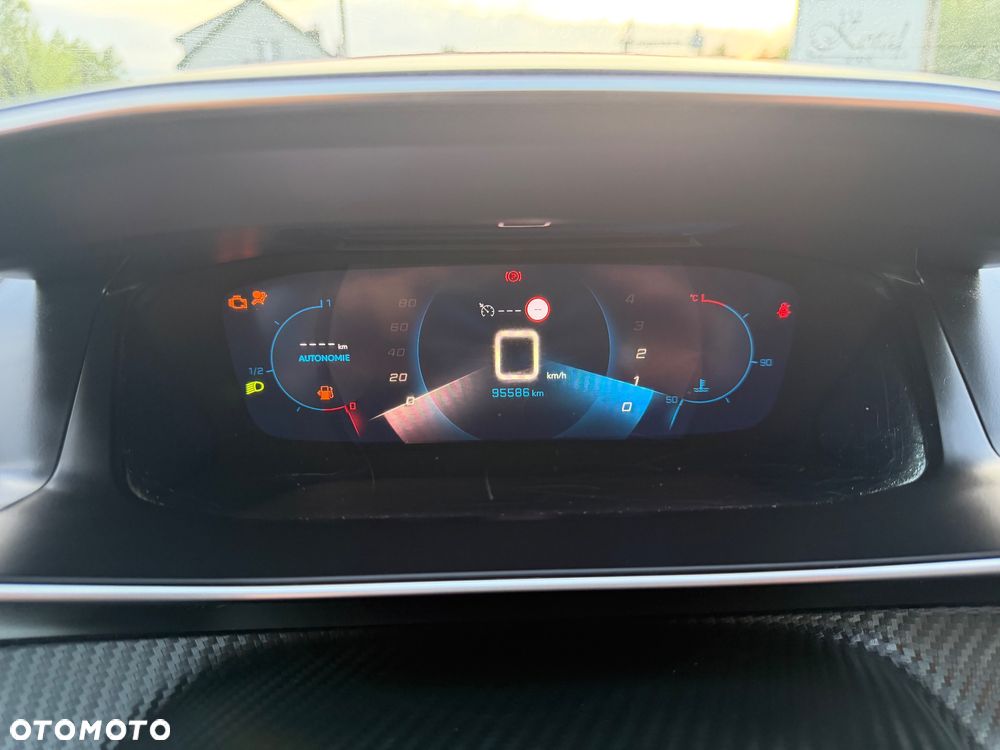 Peugeot 208 Benzin 100 Style - 14