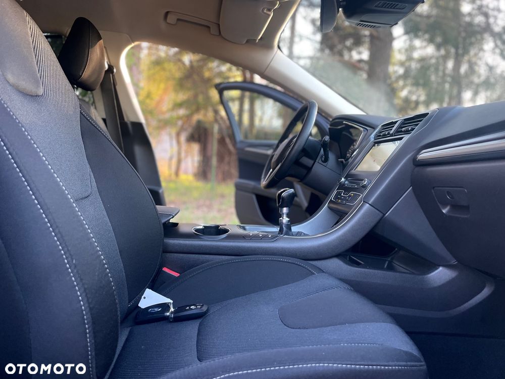 Ford Mondeo 2.0 TDCi Allrad Titanium - 14