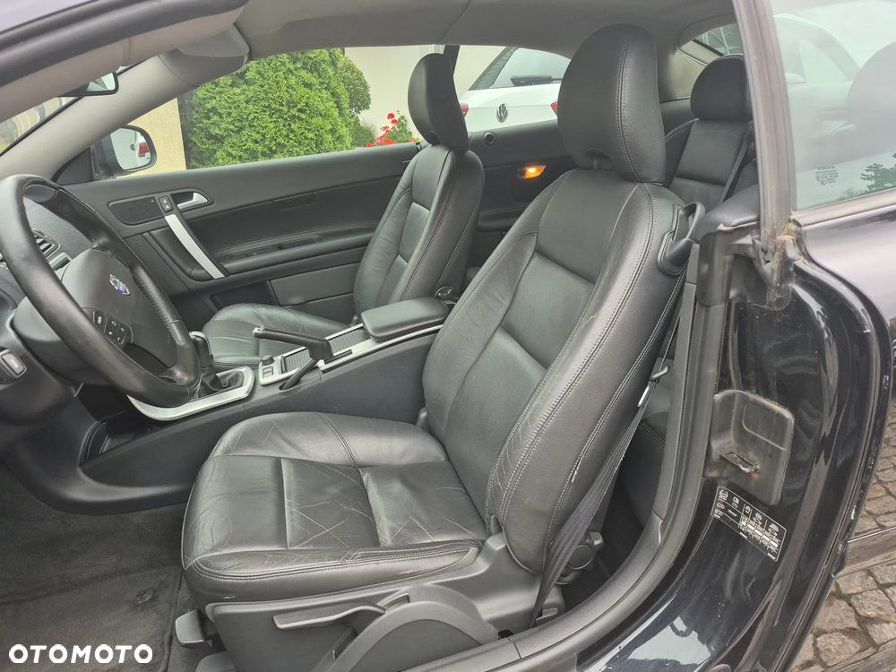Volvo C70 D3 Momentum - 11