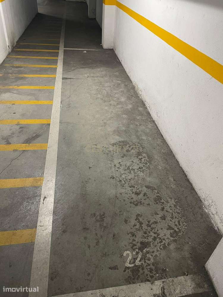 Estacionamento, lugar de garagem no Condomínio de São Domingos em Évor - Grande imagem: 5/6
