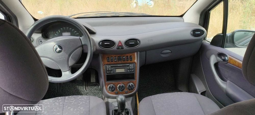 Mercedes-Benz A 140 Classic - 9