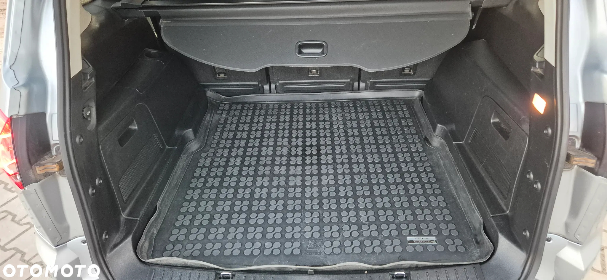 Ford S-Max 1.6 T Platinium X - 18