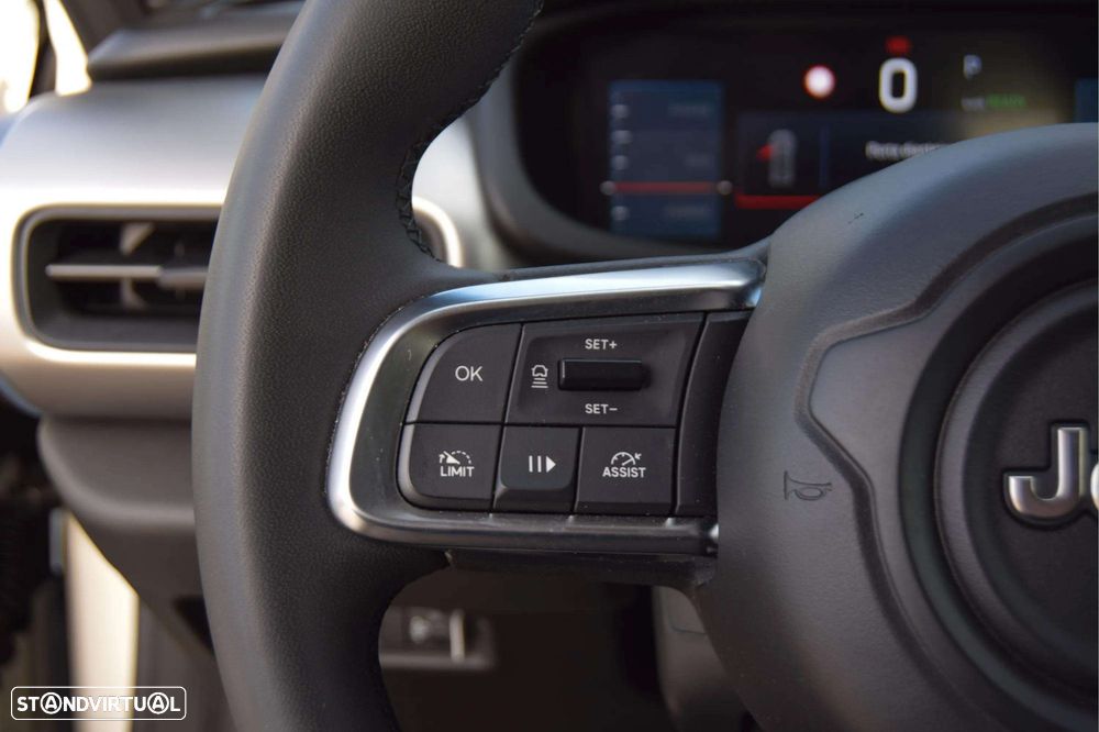 Jeep Avenger 54 kWh Summit - 15