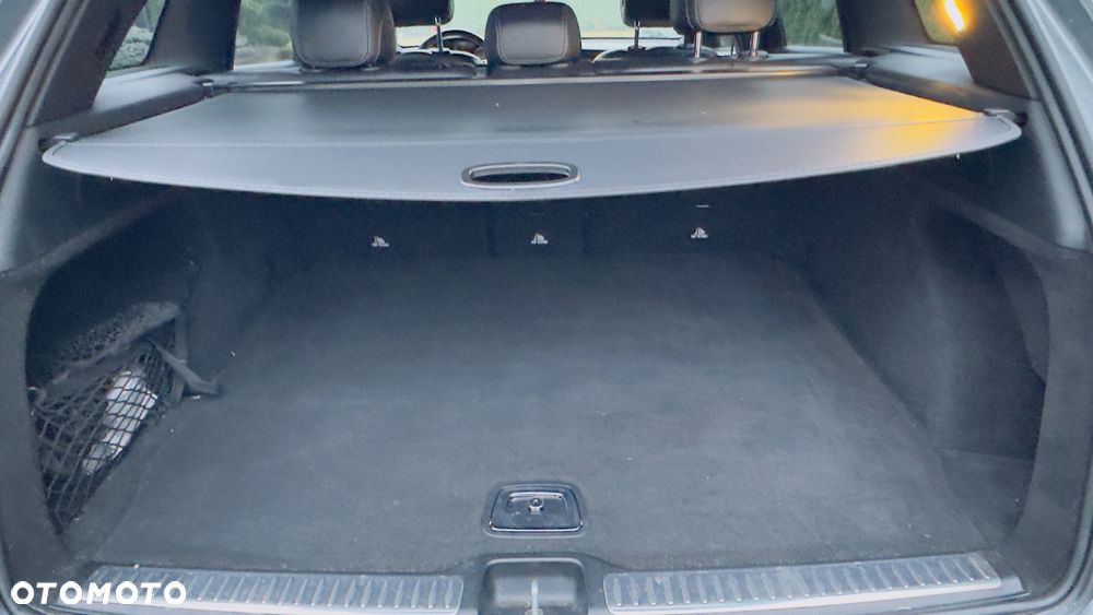 Mercedes-Benz GLC - 22