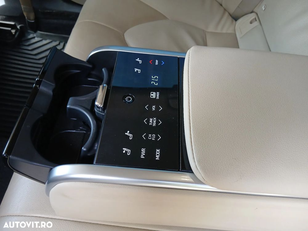 Toyota Camry Business Edition - 8