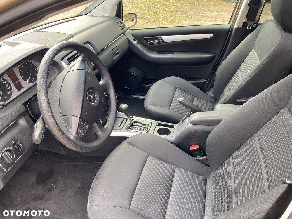 Mercedes-Benz Klasa B - 15