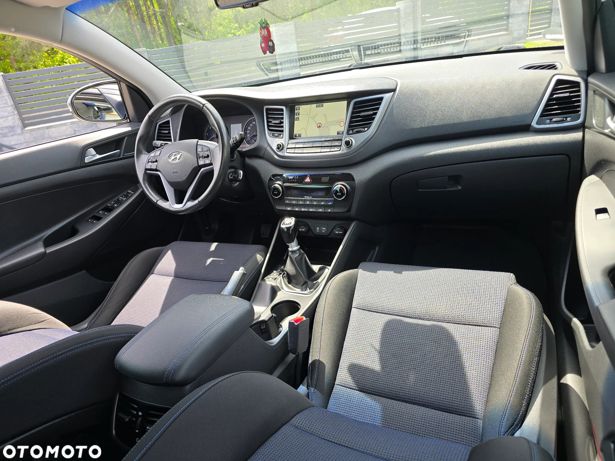Hyundai Tucson 1.7 CRDI BlueDrive Style 2WD - 19
