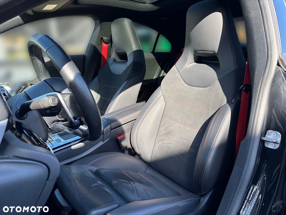 Mercedes-Benz CLA AMG 35 mHEV 4-Matic 8G-DCT - 16