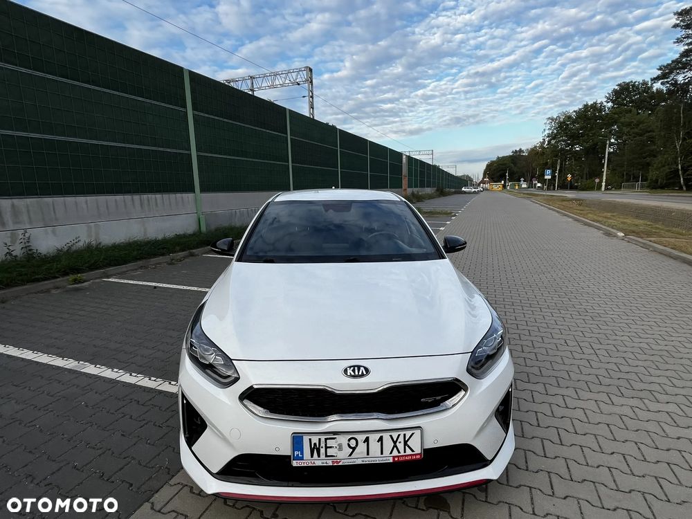 Kia Ceed - 9