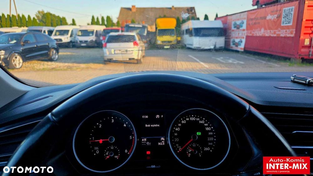 Volkswagen Tiguan - 36