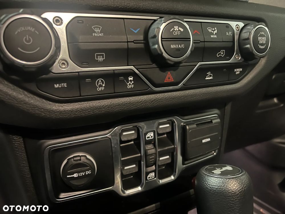 Jeep Wrangler 2.0 T-GDI Hardtop AWD Automatik Sport - 14